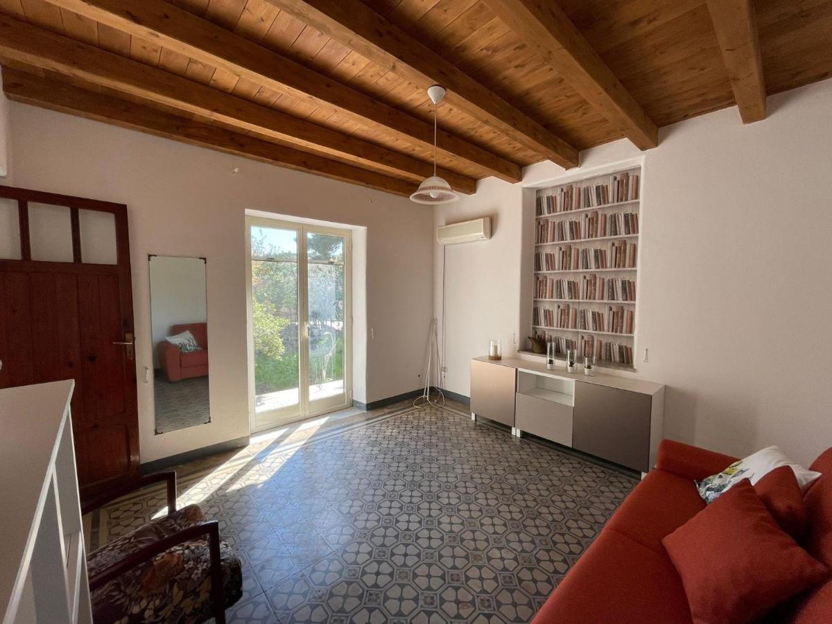 Villa Piera Монделло Экстерьер фото